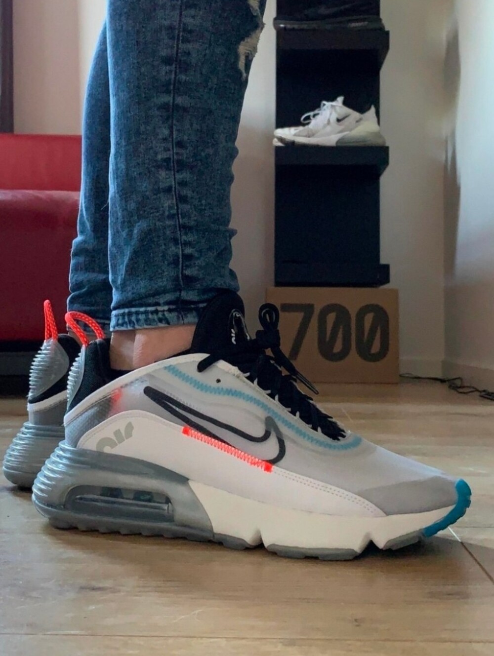 Nike Air Max 2090 Pure Platinum Women Shoes Size 8 Running Sneakers CT7698-100